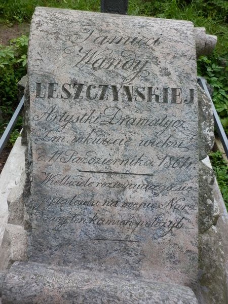 Inscription on the gravestone of Wanda Leszczyńska, Na Rossie cemetery in Vilnius, as of 2013