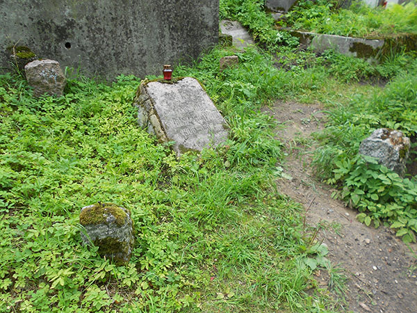 Tombstone of Aleksander and Maria Wirszyłł, Na Rossie cemetery in Vilnius, as of 2013