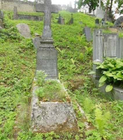 Nagrobek Karola Kamińskiego, cmentarz Na Rossie w Wilnie, stan z 2013 r.