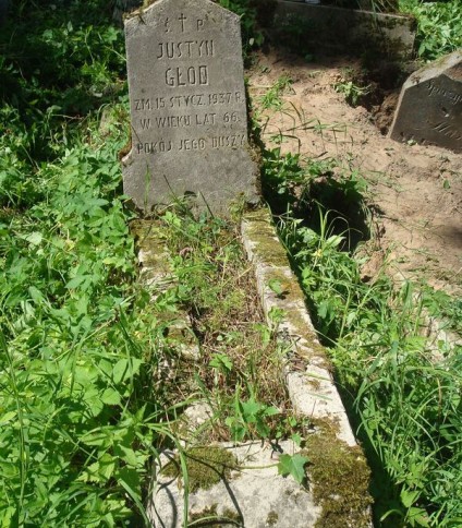 Nagrobek Justyna Gołda, cmentarz na Rossie, stan z 2013 roku