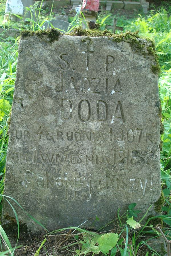 Fragment nagrobka Jadwigi Dody, cmentarz na Rossie, stan z 2013 roku