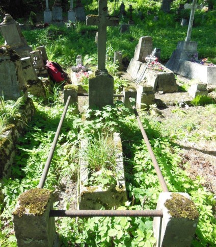 Nagrobek Jana Bielewicza, cmentarz na Rossie w Wilnie, stan z 2013 r.