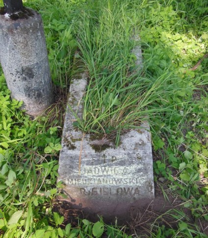 Nagrobek Jadwigi Grygiel, cmentarz na Rossie w Wilnie, stan z 2013 r.