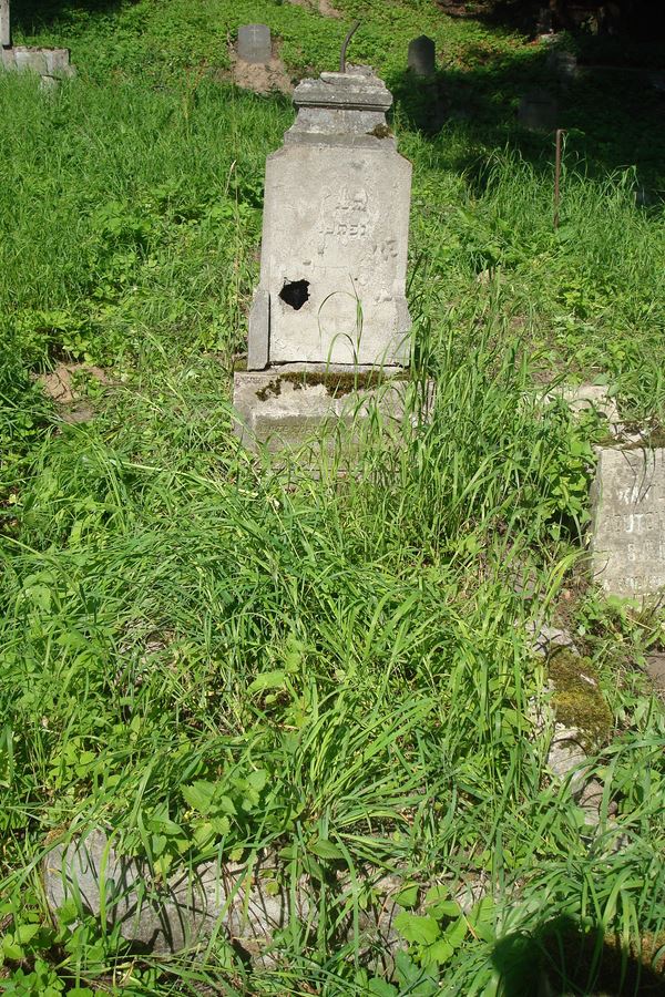 Tombstone of N.N., Ross cemetery, as of 2013