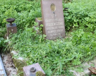 Nagrobek małżeństwa Rodziewiczów, cmentarz Na Rossie w Wilnie, stan z 2013