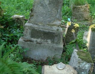 Nagrobek Franciszka Krasnoburskiego, cmentarz na Rossie, stan z 2013 roku