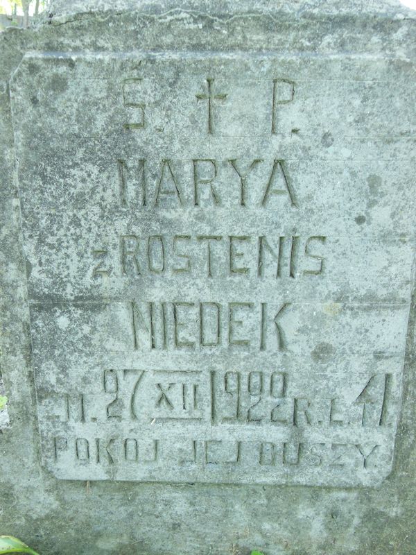 Gravestone of Maria Niedek, plaque with inscription, Ross cemetery in Vilnius, as of 2013.