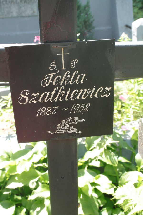 Fragment of Tekla Szatkiewicz's tombstone, Na Rossie cemetery in Vilnius, as of 2013.