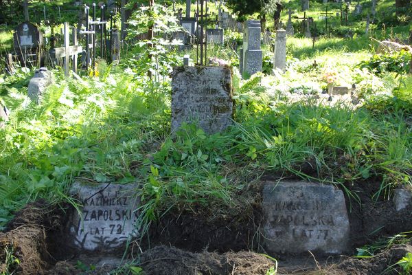 Nagrobek Karoliny i Kazimierza Zapolskich, cmentarz Na Rossie w Wilnie, stan z 2013 r.