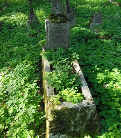 Nagrobek Marii Bajkowskiej, cmentarz na Rossie w Wilnie, stan z 2013