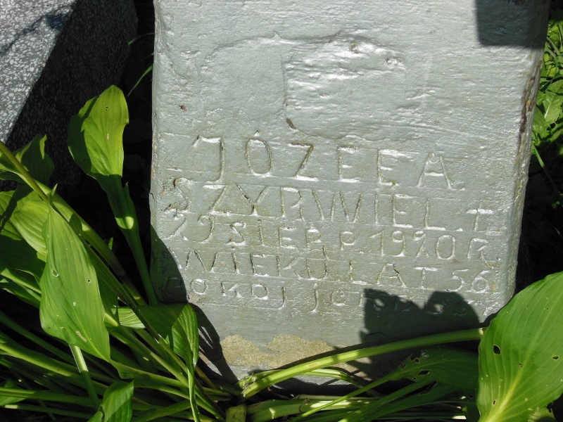 Inscription from the gravestone of Jozefa Szyrwiel, Ross cemetery, as of 2014