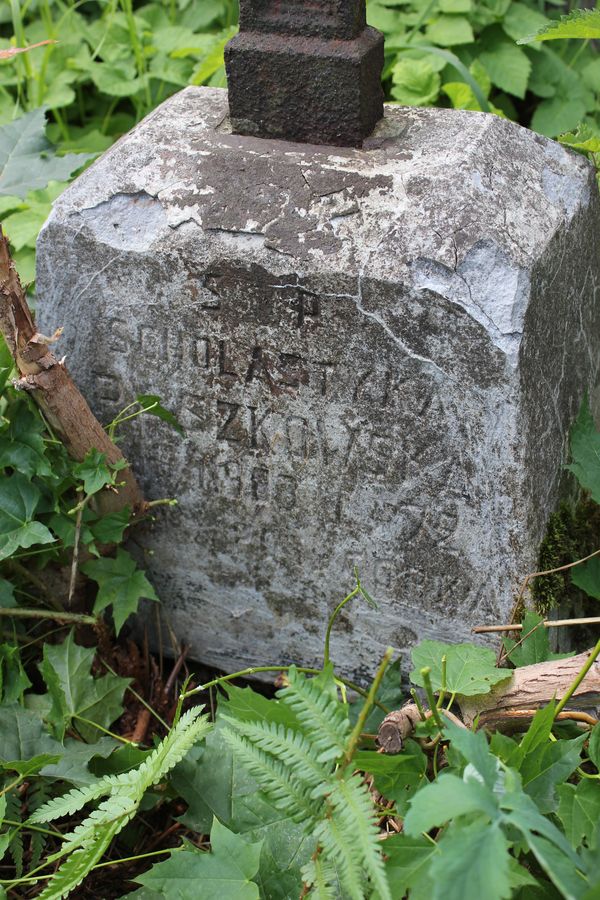 A fragment of the gravestone of Scholastika Paszkowska, Na Rossie cemetery in Vilnius, as of 2013