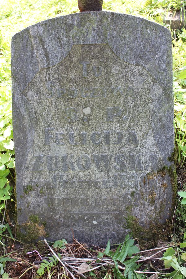 Fragment of a tombstone of Felicja Żukowska from the Rossa cemetery in Vilnius as of 2013