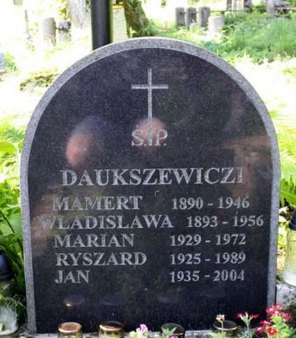 Nagrobek rodziny Daukszewiczów, cmentarz Na Rossie w Wilnie, stan z 2013 r.