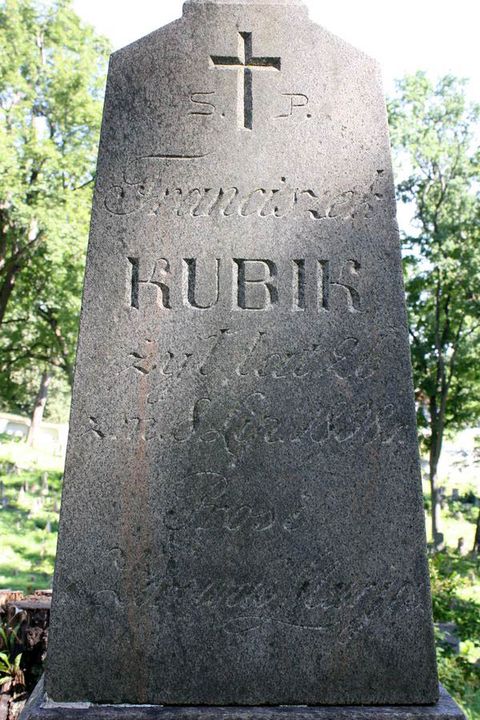 Fragment of Franciszek Kubik's tombstone from the Ross Cemetery in Vilnius, as of 2013.