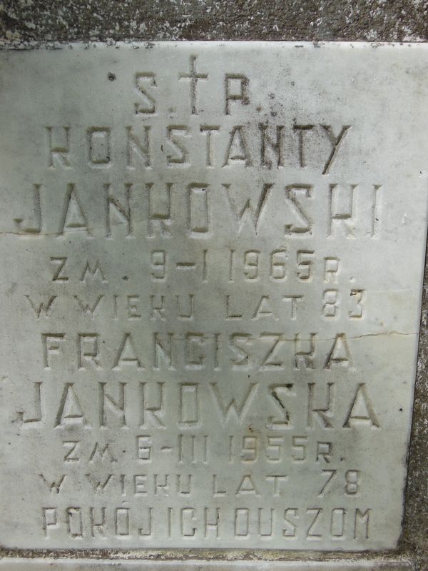Fragment nagrobka Jana Dargiewicza oraz Franciszki i Konstantego Jankowskich, cmentarz Na Rossie w Wilnie, stan z 2013 r.