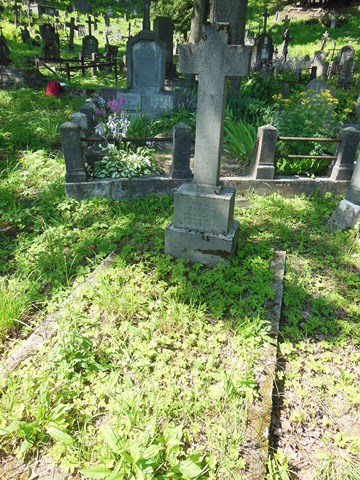 Eugeniusz Urbanski's tombstone, Ross cemetery, as of 2014