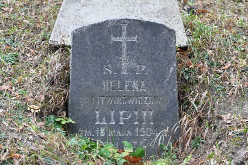 Tombstone of Helena Lipin, Na Rossie cemetery in Vilnius, as of 2019.