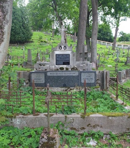 Grobowiec rodziny Misiewiczów, cmentarz na Rossie, stan z 2013 roku