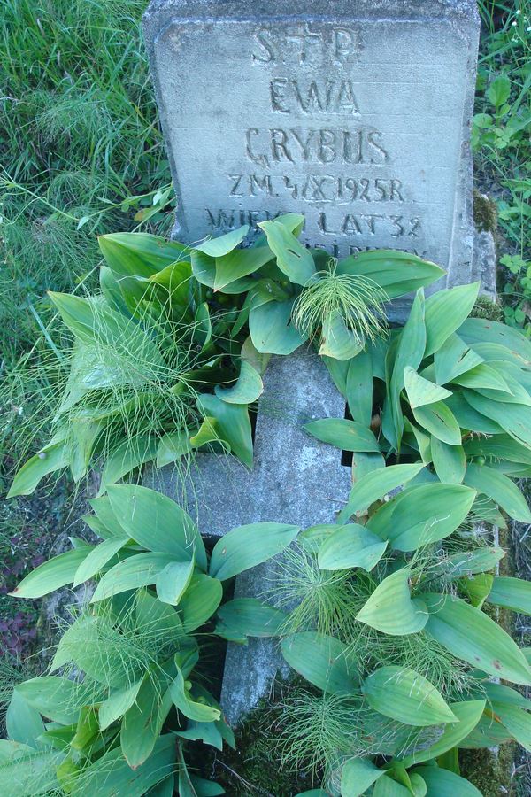 Tombstone of Ewa Grybus, Na Rossie cemetery in Vilnius, as of 2013