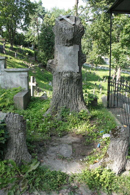 Tombstone of Feliks Paszkowski, Rasos cemetery in Vilnius, as of 2013