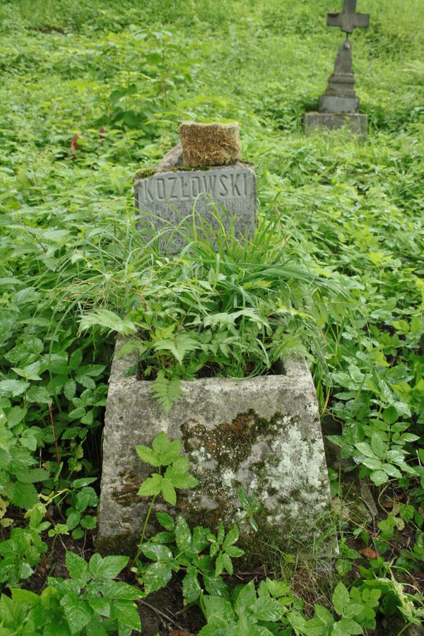 Tombstone of Piotr Kozlowski, Rossa cemetery in Vilnius, as of 2013