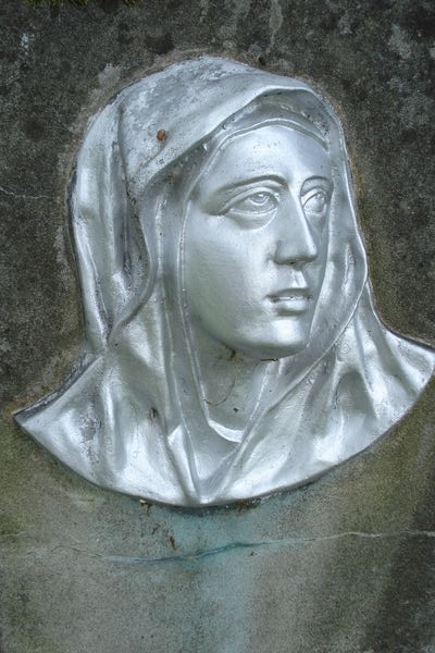 relief head of the Virgin Mary on the tombstone of Aniela Kwiatkowska, Na Rossie cemetery, Vilnius, 2013