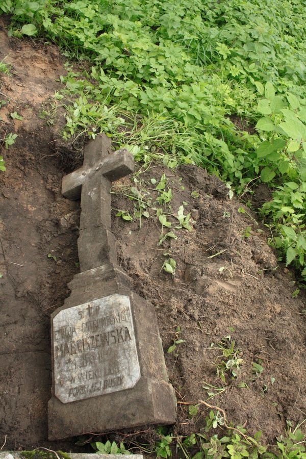 Nagrobek Emilii Marciszewskiej, cmentarz na Rossie w Wilnie, stan z 2013