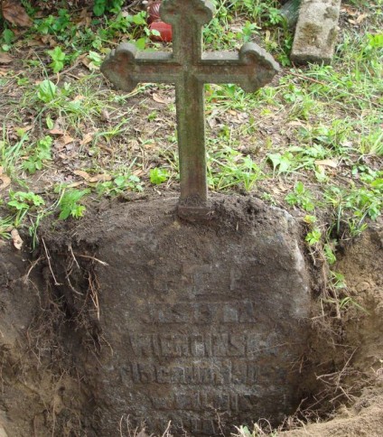 Nagrobek Justyny Wiercińskiej