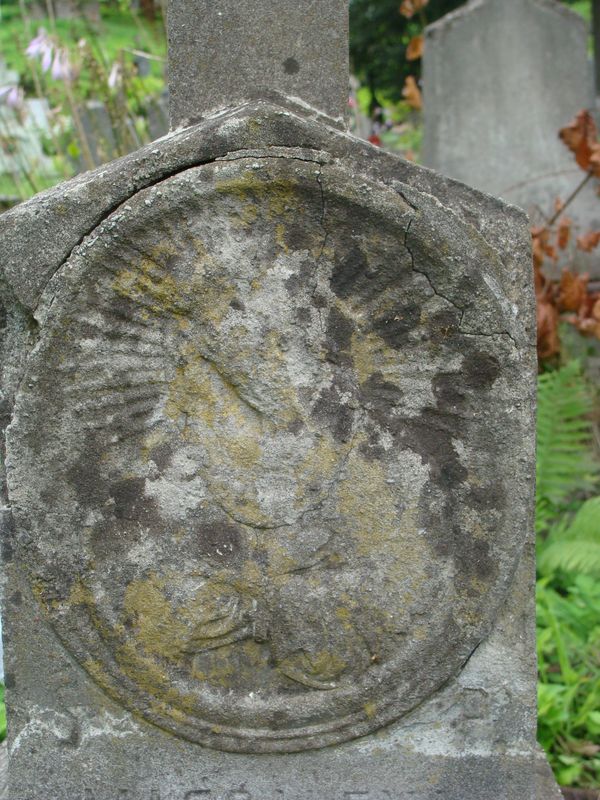 Fragment nagrobka Magdaleny Gołębiowskiej, cmentarz na Rossie w Wilnie, stan z 2014