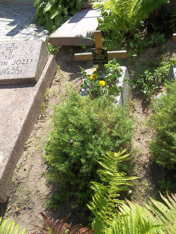 Tombstone of Stanisław Łowmecki, Na Rossie cemetery in Vilnius, as of 2014