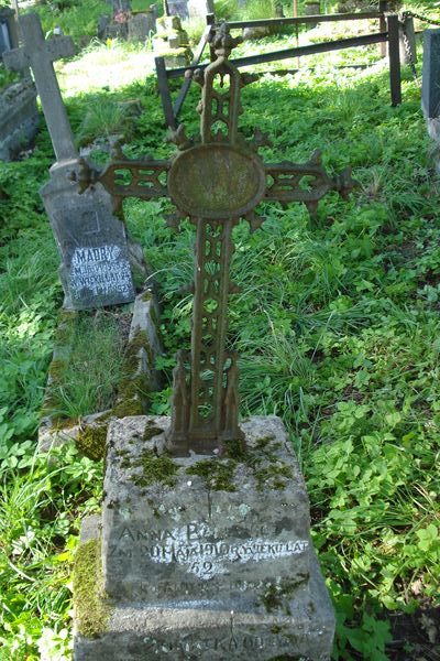 Tombstone of Anna Bacevich, Na Rossie cemetery in Vilnius, as of 2013