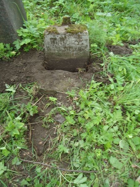 Tombstone of Wincenty Valu[k]iewicz, Na Rossie cemetery in Vilnius, as of 2013