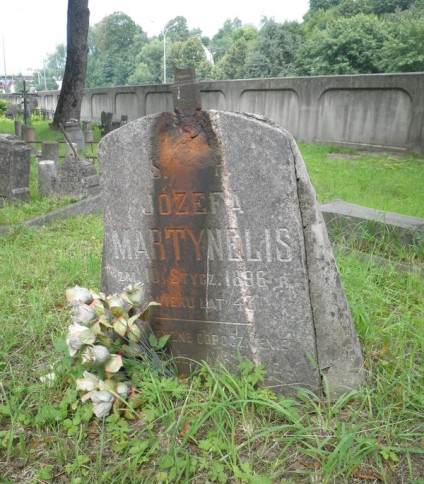 Nagrobek Józefy Martynelis, cmentarz Na Rossie w Wilnie, stan z 2013 r.