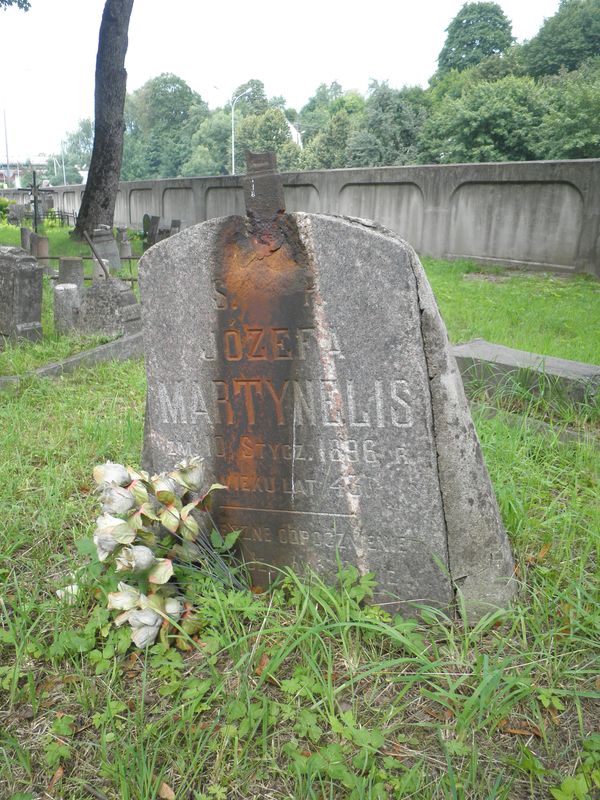 Nagrobek Józefy Martynelis, cmentarz Na Rossie w Wilnie, stan z 2013 r.