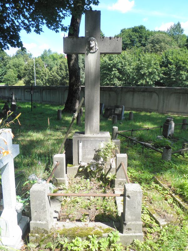 Nagrobek Mikołaja Ostromeckiego, cmentarz Na Rossie w Wilnie, stan z 2013 r.