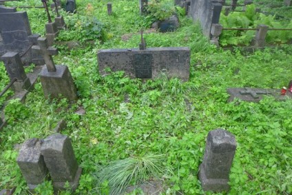 Nagrobek Józefa Wieniukiewicza, cmentarz Na Rossie w Wilnie, stan z 2013 r.