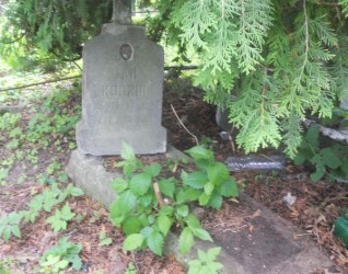 Nagrobek Jana Kudzina, cmentarz na Rossie w Wilnie, stan z 2013