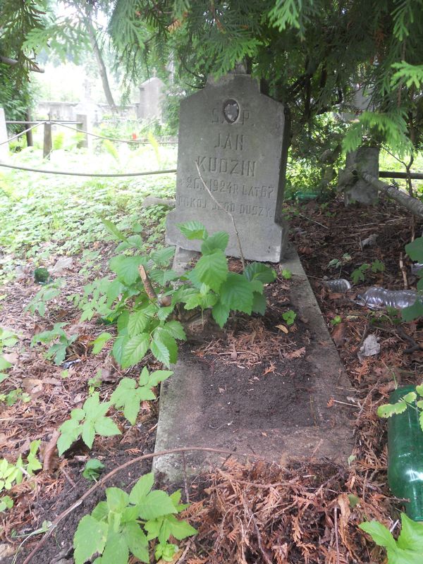 Tombstone of Jan Kudzin, Rossa cemetery in Vilnius, as of 2013