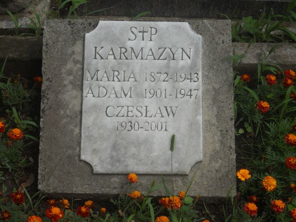 Detal nagrobka rodziny Karmazynów, cmentarz na Rossie w Wilnie, stan z 2013