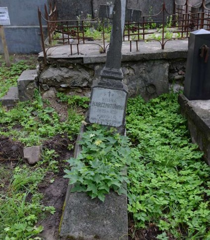 Nagrobek Heleny Karczmit, cmentarz Na Rossie w Wilnie, stan z 2013