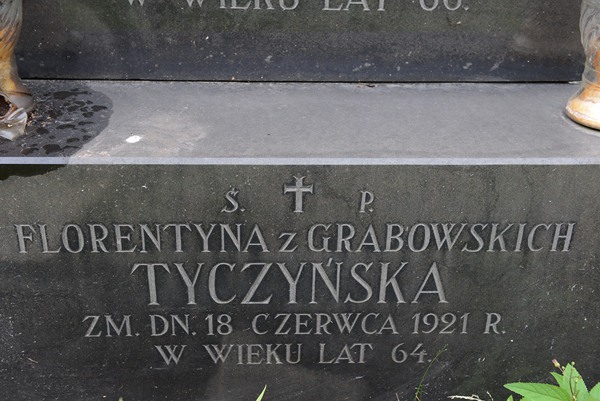 Inskrypcja na grobowcu Józefa Hejbera i Florentyny Tyczyńskiego, cmentarz Na Rossie w Wilnie, stan z 2013