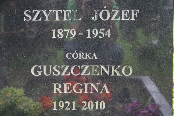 Fragment of a tombstone of Regina Gushchenko and Jozef Shytel, Na Rossie cemetery in Vilnius, as of 2013