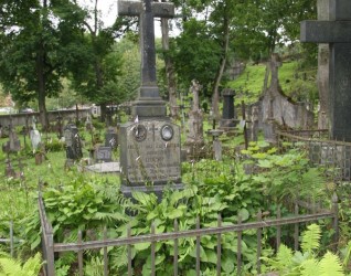 Nagrobek Andrzeja i Wiktorii Szydeigis, cmentarz Na Rossie w Wilnie, stan z 2013