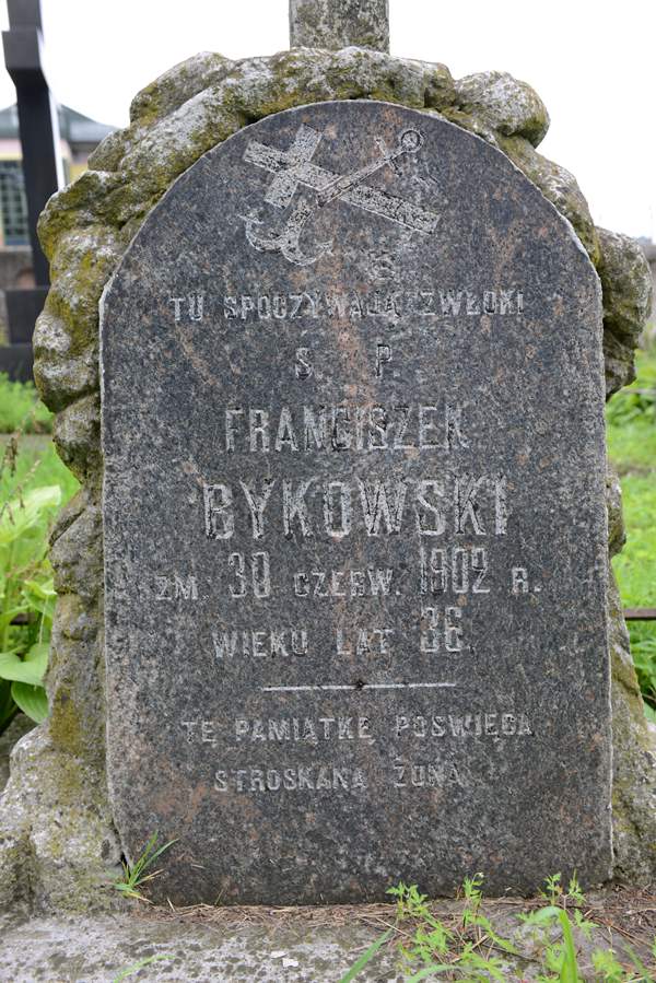 Tombstone of Franciszek Bykowski, Na Rossie cemetery in Vilnius, as of 2013