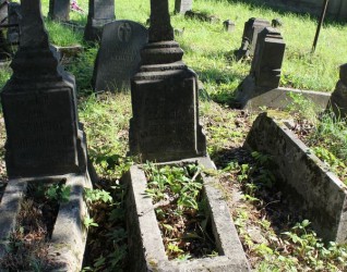 Nagrobek Konstantego Szumskiego, cmentarz Na Rossie w Wilnie, stan z 2014 r.