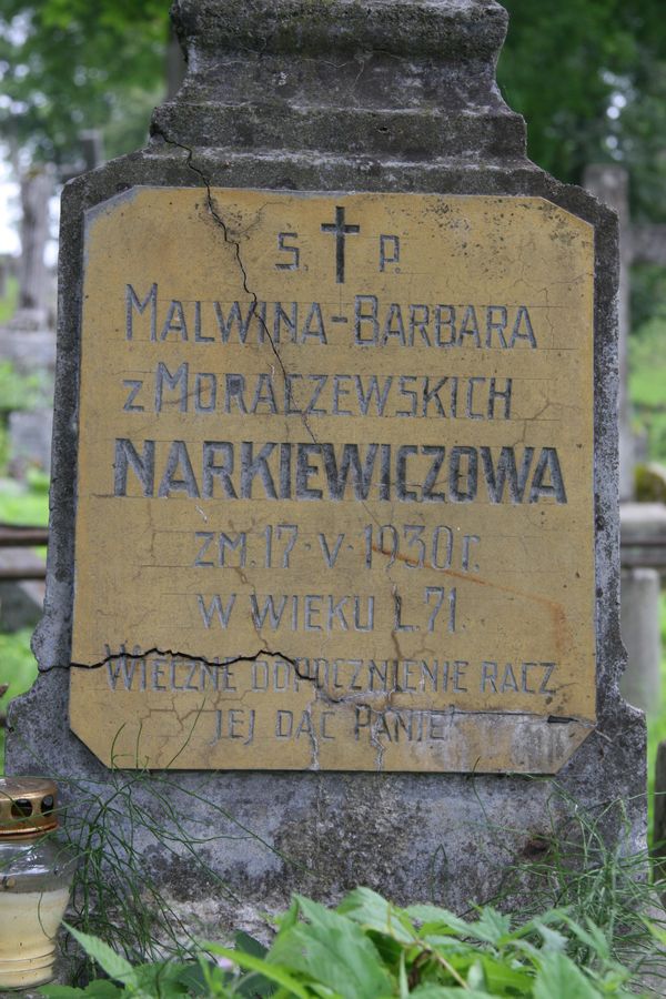 Fragment of a tombstone of Malwina Markievicz, Na Rossie cemetery in Vilnius, state of 2013