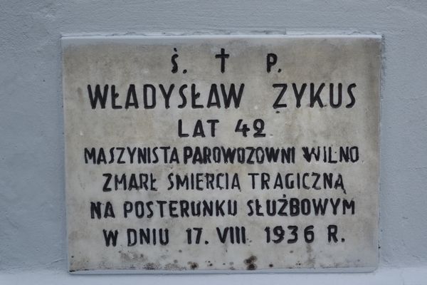 A fragment of the gravestone of Wladyslaw Zykus, Rossa cemetery in Vilnius, as of 2013
