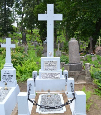 Nagrobek Władysława Zykusa, cmentarz na Rossie w Wilnie, stan z 2013