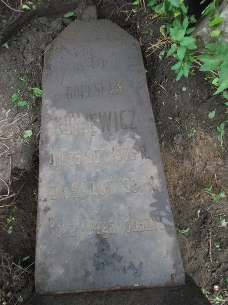 Tombstone of Boleslaw Jurewicz, Ross cemetery in Vilnius, as of 2013.